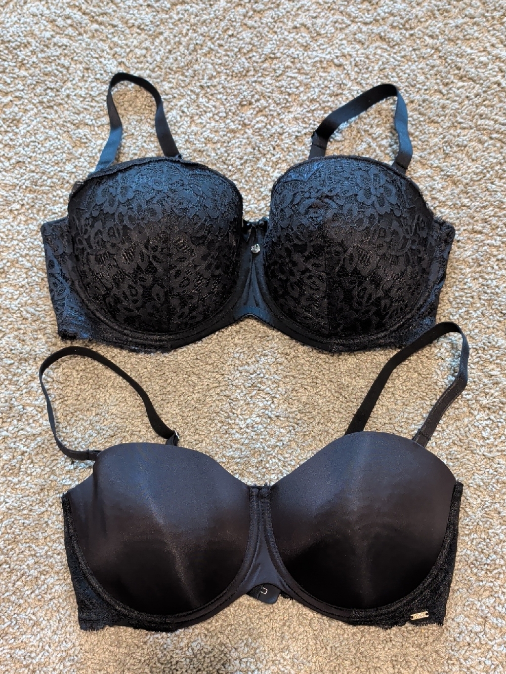 Hunkemüller Black Lace & Black Satin Convertible Bras Size 38DD/E